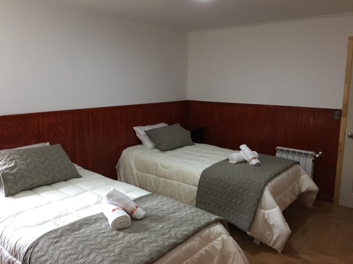 Hostal Andes Patagonicos Puerto Natales Exteriör bild