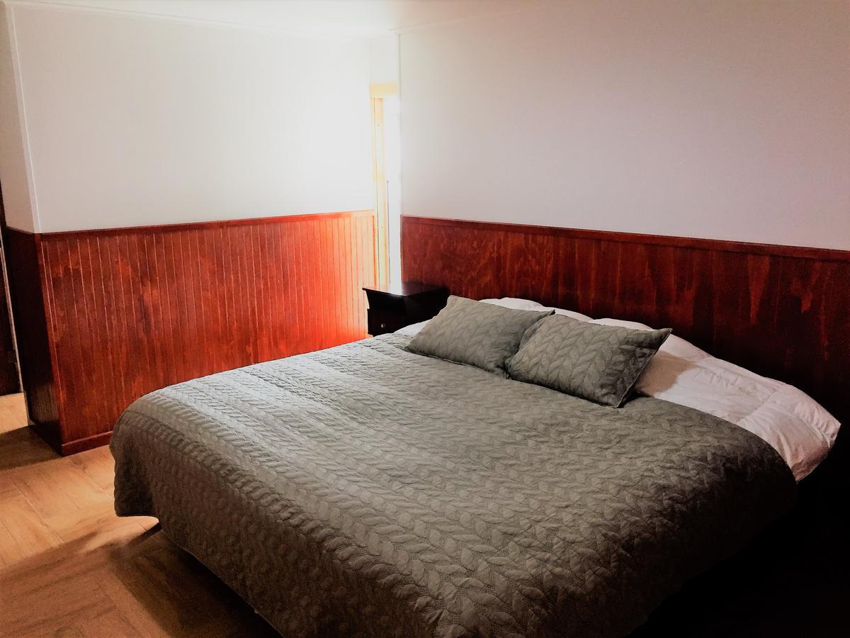 Hostal Andes Patagonicos Puerto Natales Exteriör bild