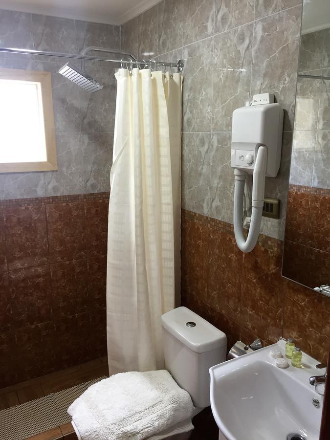 Hostal Andes Patagonicos Puerto Natales Exteriör bild