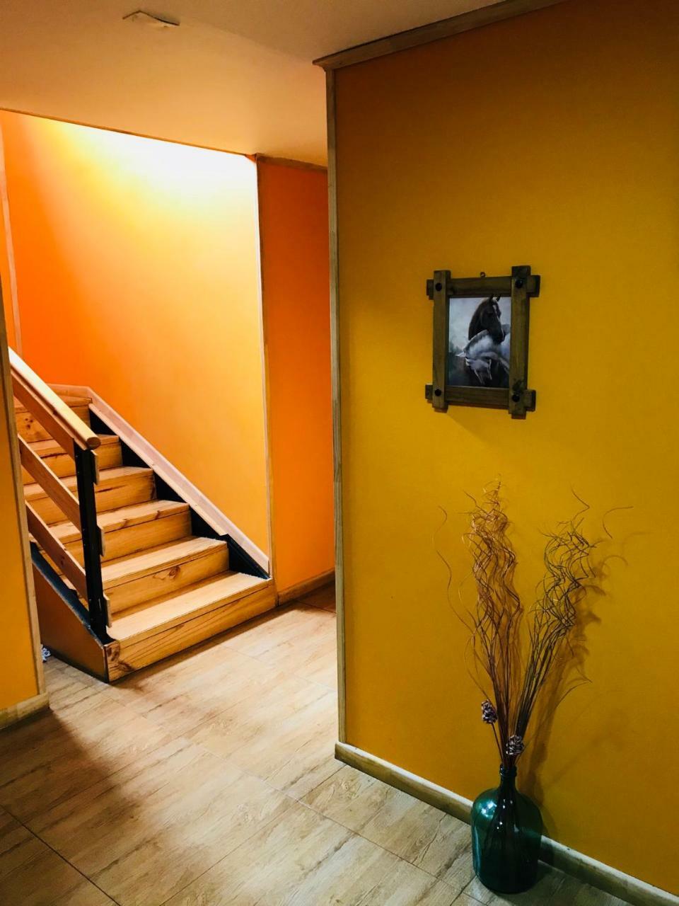 Hostal Andes Patagonicos Puerto Natales Exteriör bild