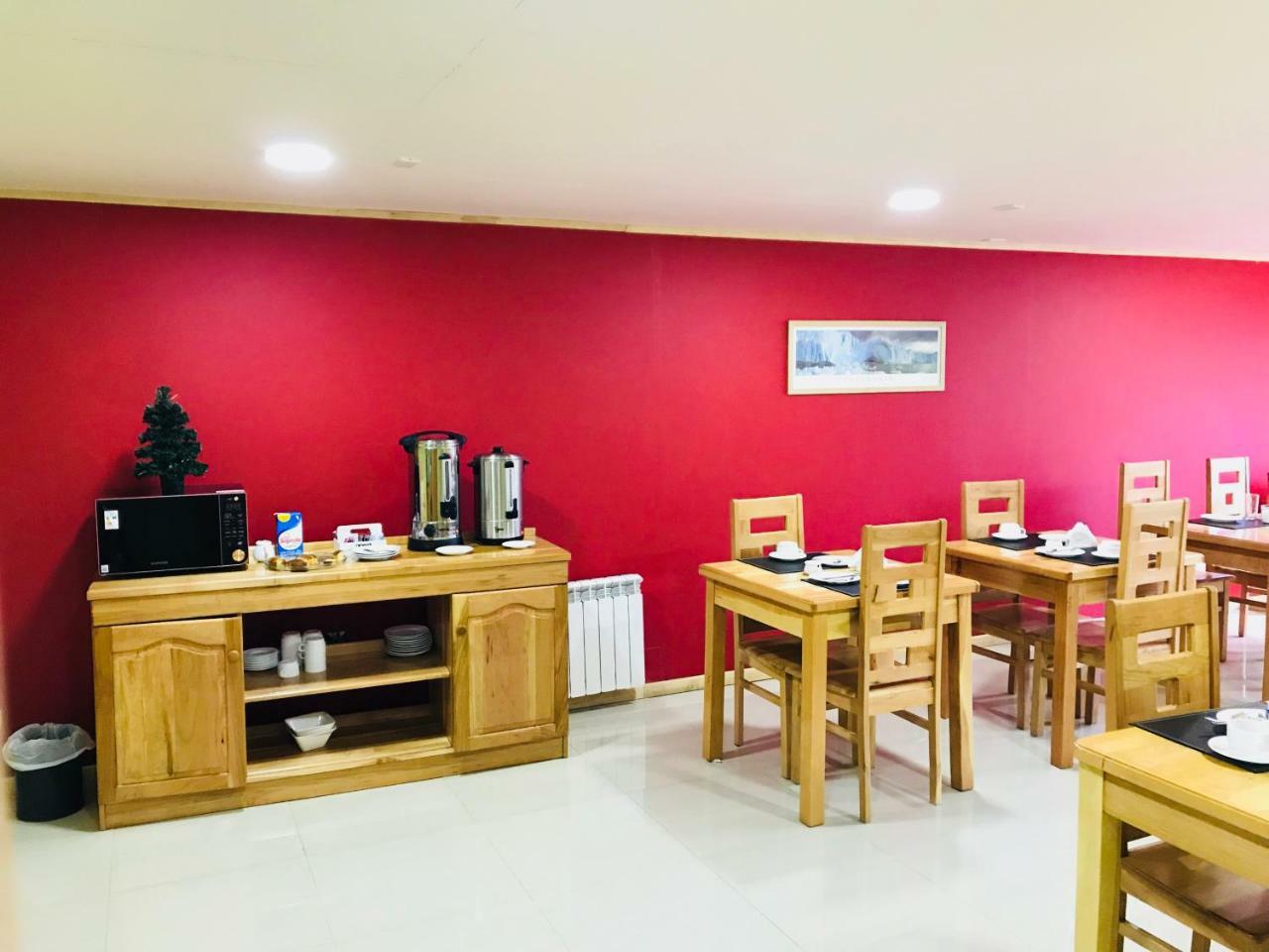 Hostal Andes Patagonicos Puerto Natales Exteriör bild